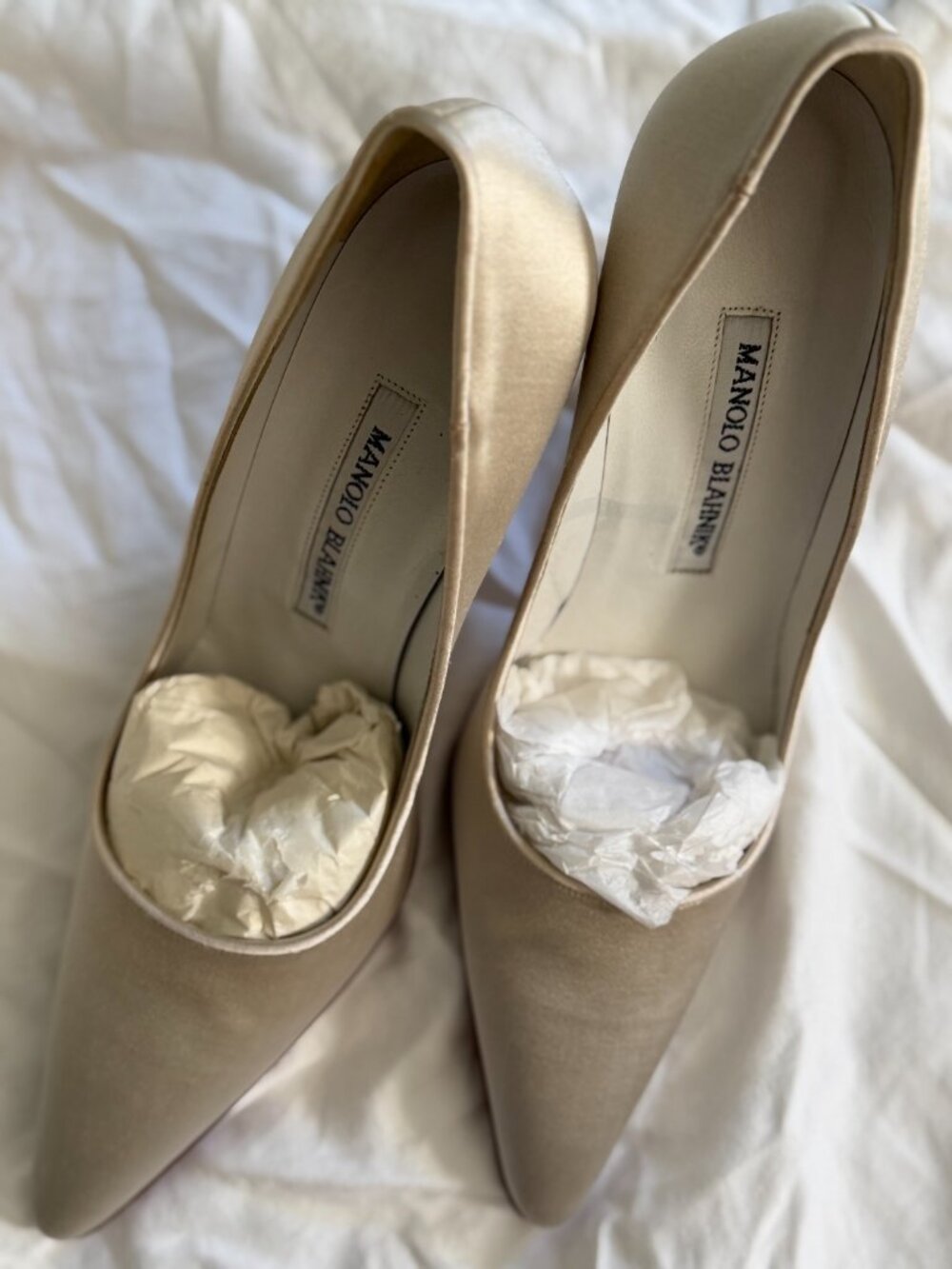Manolo Blahnik Elia Ivory Calf Pumps 36.5 - Picture 2 of 8